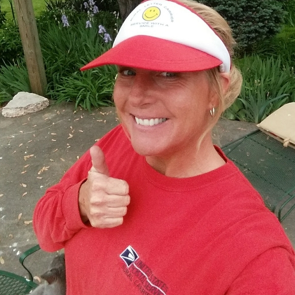 Meet your Posher, Stephanie - Picture 7 of 8